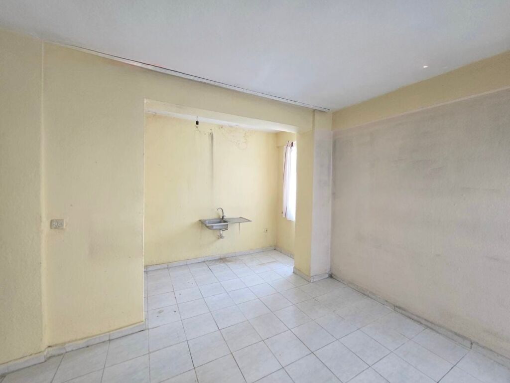 🏡 Studio Apartment for Sale – Neighborhood 15, Korçë