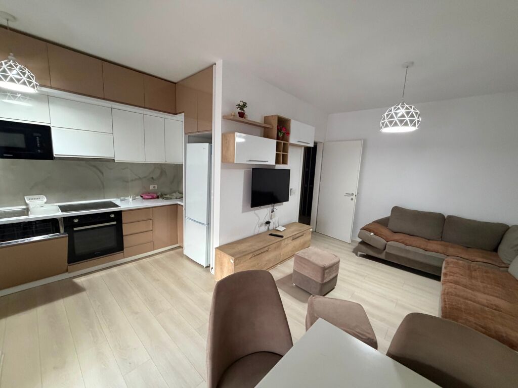 📣 AFFITTO Appartamento 2+1 📍 Via 5-Maji, Tirana ✨
