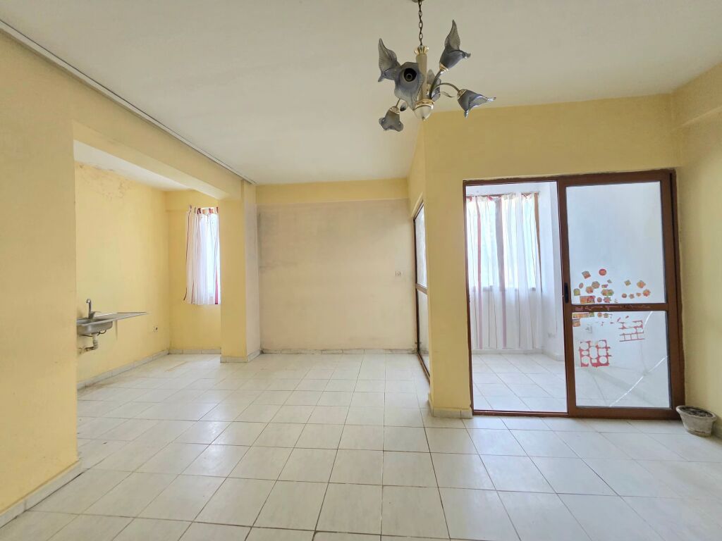 🏡 Studio Apartment for Sale – Neighborhood 15, Korçë