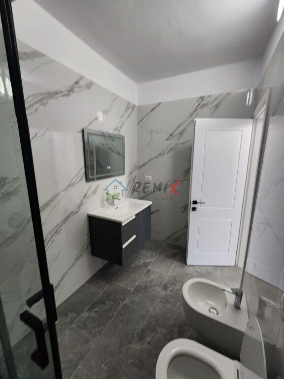 🏡 APARTMENT 2+1 FOR RENT – NEAR HOTEL ANTALYA, DURRËS BEACH