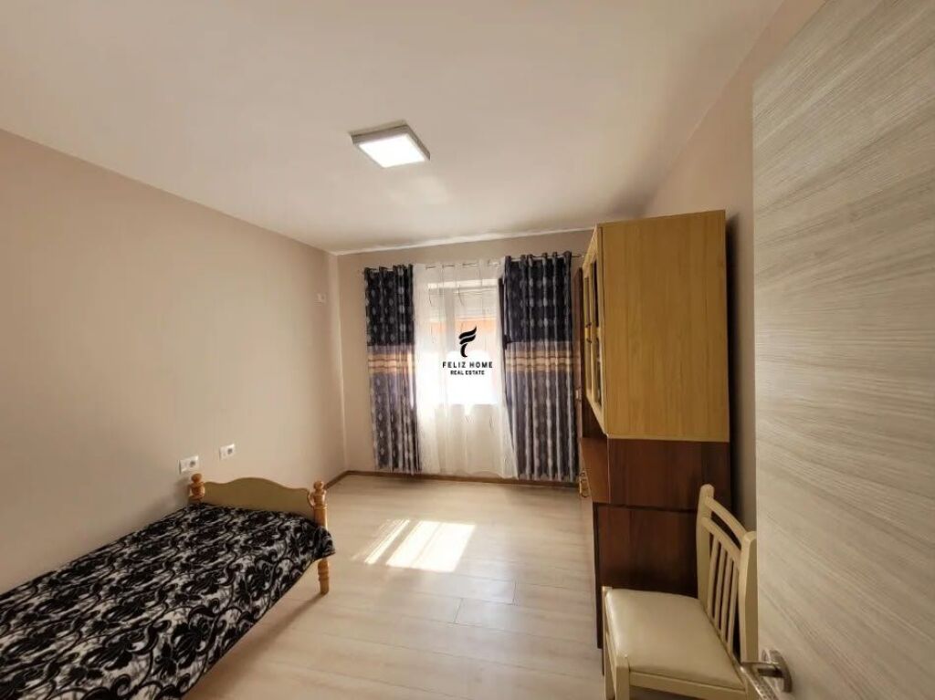 APARTAMENT ME QERA 2+1 MYSLYM SHYRI 650 EURO FH-85369