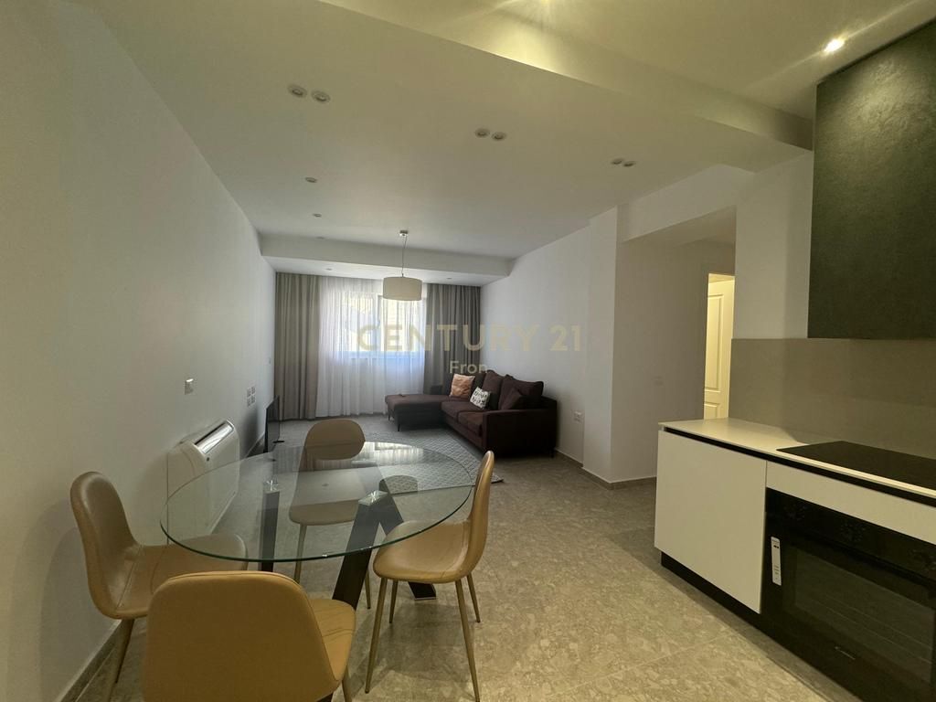 Apartament 2+1 per Qera Bllok!