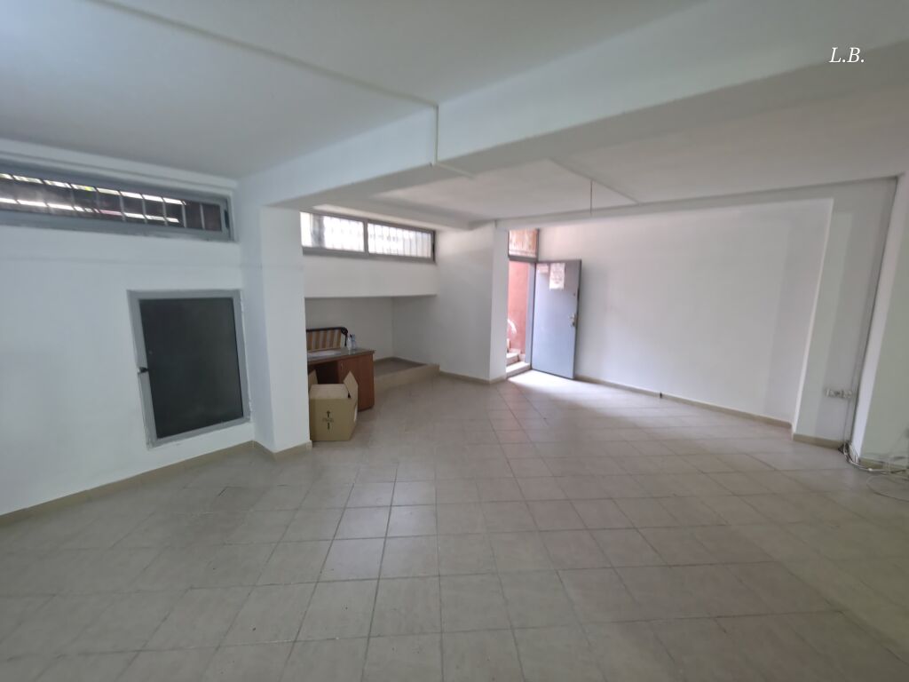 Shop for Rent near Mozaiku