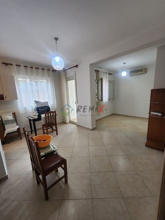 FOR RENT 1+1 APARTMENT NEAR THE SPORTS PALACE