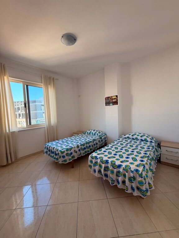 Per qira apartament 2+1+2 qender durres pet friendly