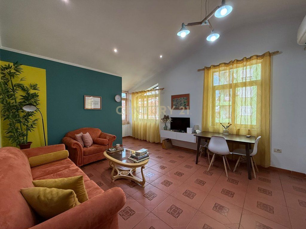 Apartament 2+1 per Qira (prane Juveniljas ish-Bllok)