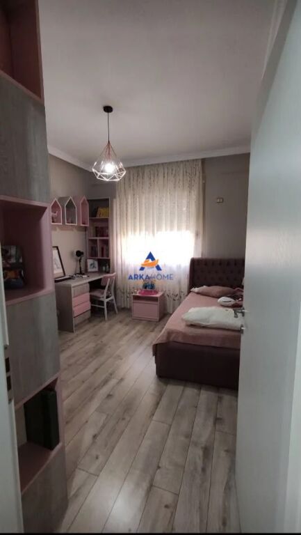 AFFITTASI APPARTAMENTO 2+1+BALCONE "GIARDINO BOTANICO" 620 EURO