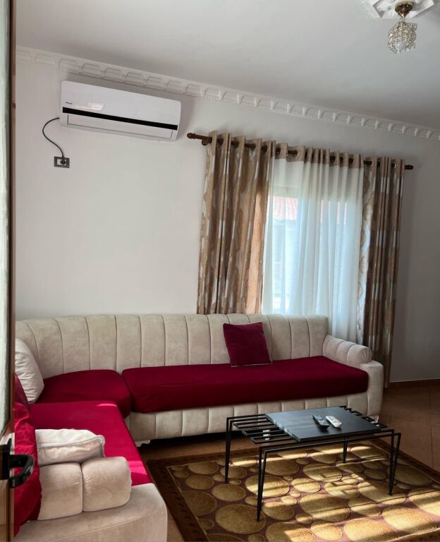 In Affitto Appartamento 2+1+1 Posto Auto +1 Balcone