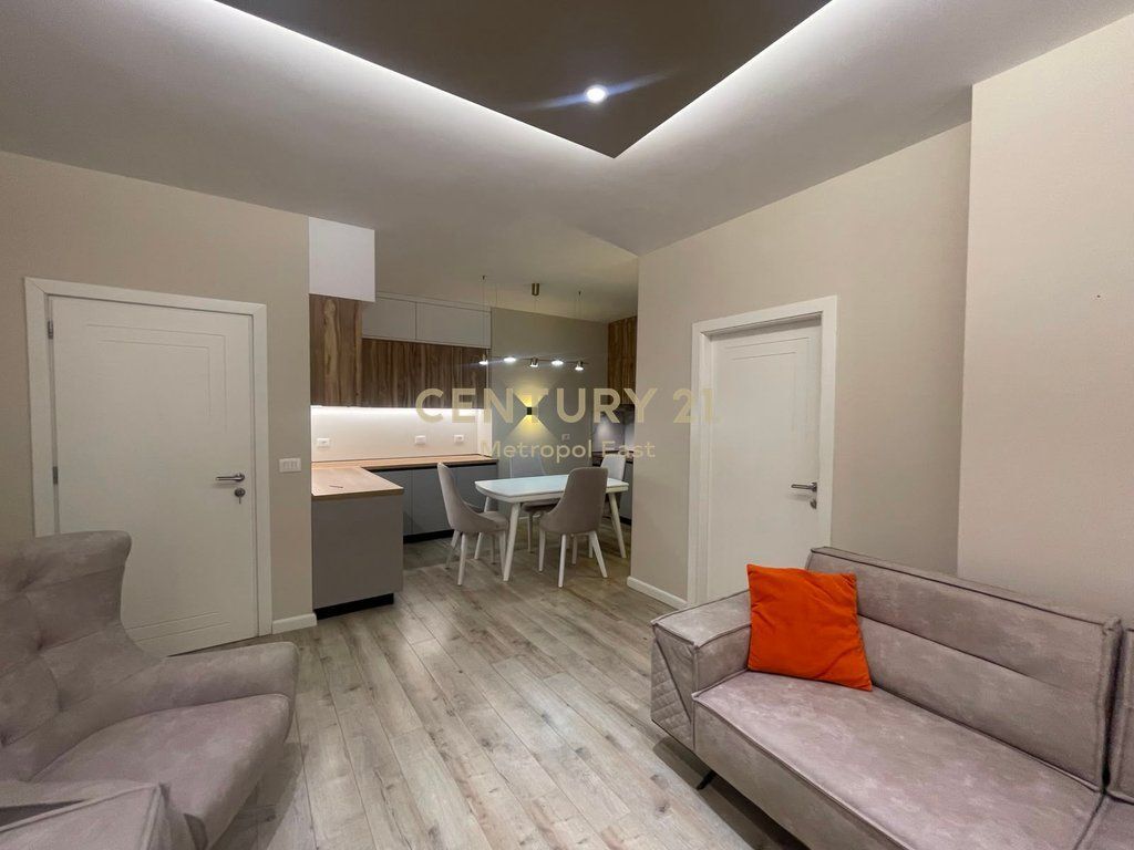 FOR RENT APARTMENT 2+1+2 IN THE AREA OF VASIL SHANTOS