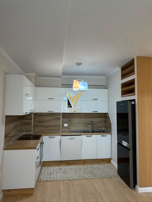 SHITET APARTAMENT 1+1+BLK TE GOLDEN PARK, RR.KAVAJES 14.200.000 LEKE