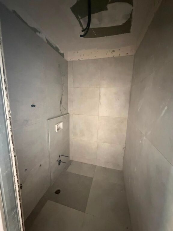 JEPET ME QERA AMBIENT BIZNESI DUPLEKS KOMPLEKSI URBAN GATE, ASTIR, TIRANE