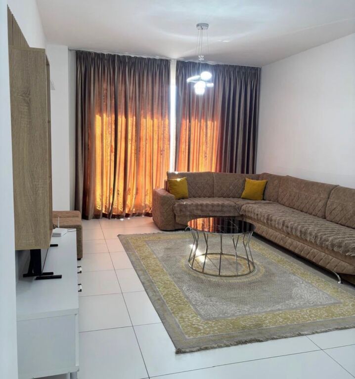 Apartment 1+1 for rent in Paskuqan!
