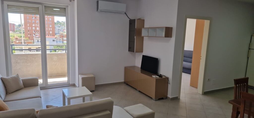 Appartamento 2+1 in affitto ad Astir presso Vila L
