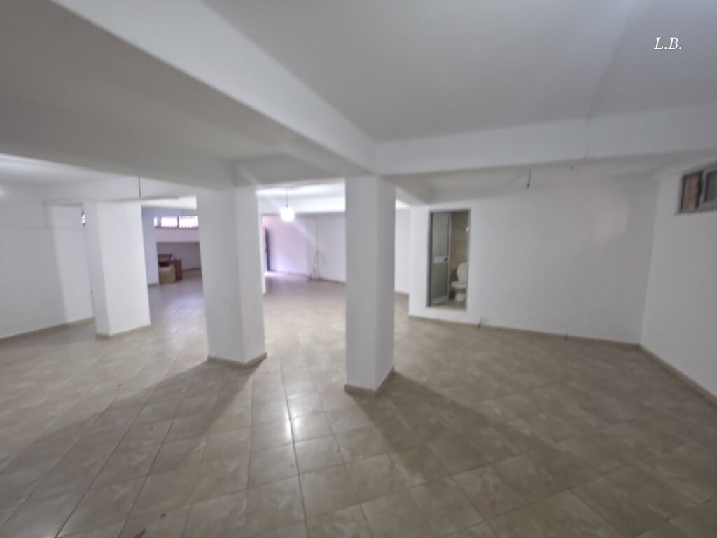 Shop for Rent near Mozaiku