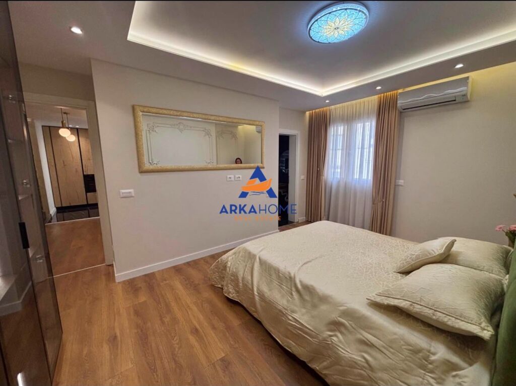 JEPET ME QERA APARTAMENT 2+1+BALLKON "TE STADIUMI DINAMO" 100000 LEKE