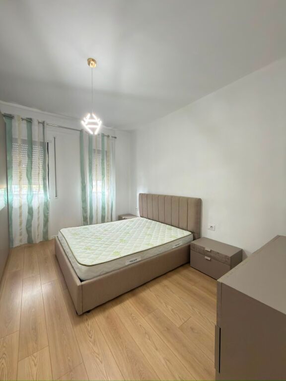 Jepet me qira Apartament 1+1 tek Oasis , Unaza e re