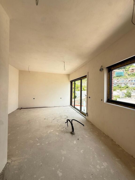 TRIPLEX FOR SALE WITH TERRACES AT KODRA DIELLIT 2