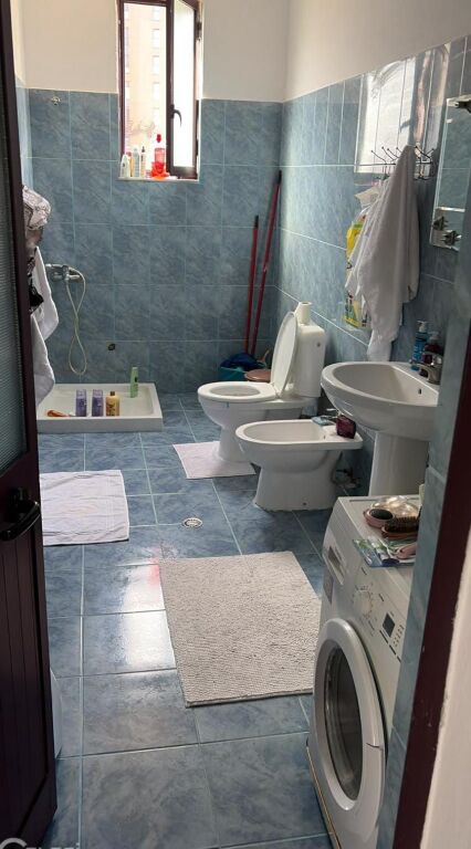 Affitto | Shtëpi private 2 + 1 | Rruga Jordan Misja | 450 €/mese