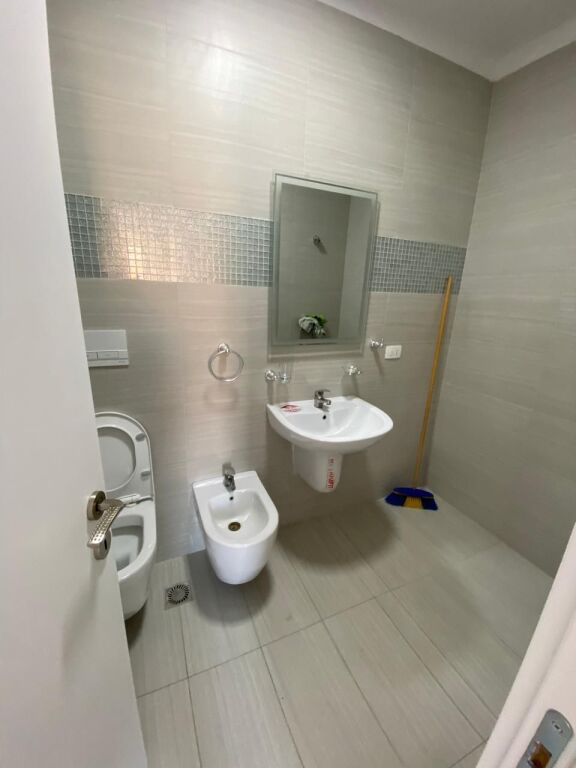 Rent | Apartament 2 + 1 | Rruga Dervish Hatixhe | 750 €/month