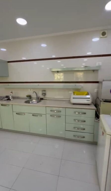 Affitto | Ambjent Biznesi | Komuna e Parisit | 850 €/mese