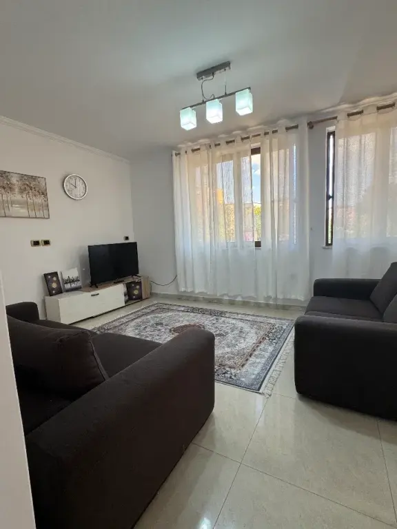 Rent | Apartament 1 + 1 | Brryli | 500 €/month