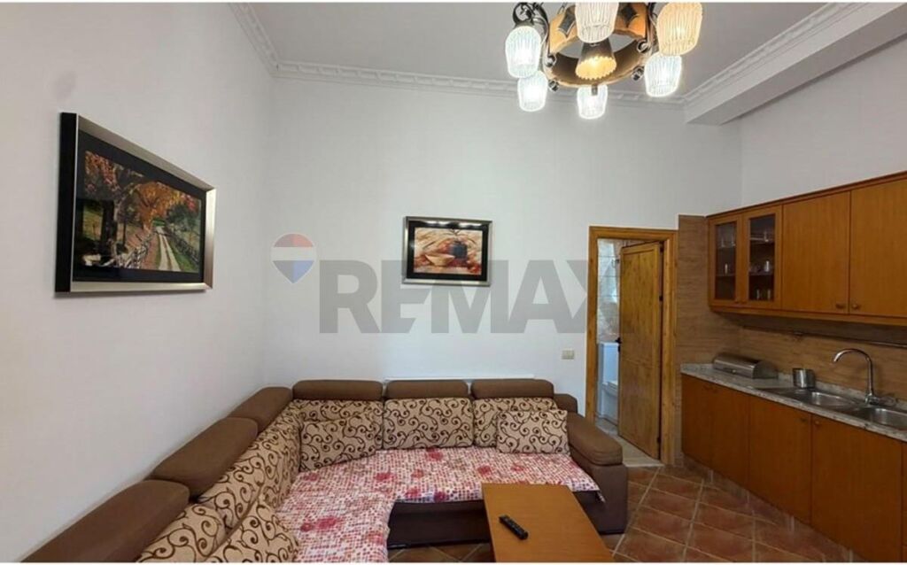 Appartamento 1+1 in affitto, via Kavajes