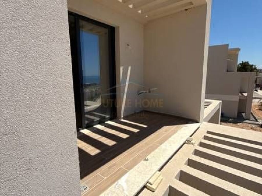 Shitet, Apartament 1+1, San Nicolas, Palasë