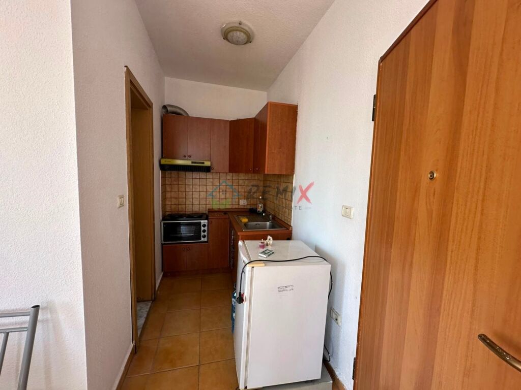 🏡 SHITET GARSONIERE ME MUNDËSI KTHIMI NË 1+1 – HOTEL FLORIDA, DURRËS