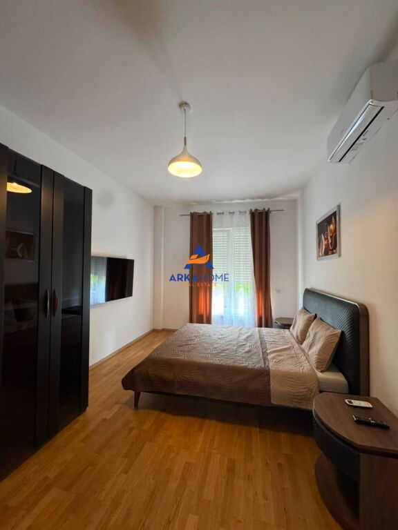 AFFITTASI APPARTAMENTO 2+1+3 BALCONI "SECRET GARDEN, TEG" 1200 EURO