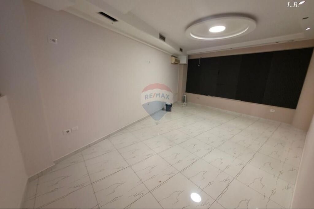 Business Premises for Rent near the Center