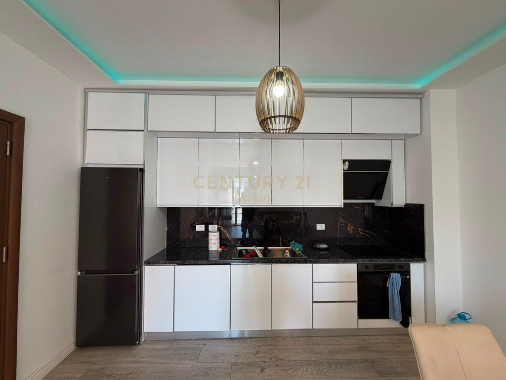 FOR RENT 2+1 APARTMENT AT "TIRANA GOLDEN PARK" OPPOSITE AMERICAN HOSPITAL 3 !!!