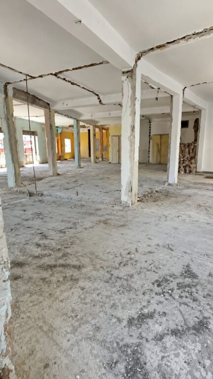 Shitet Apartament | Përballë Pallatit të Sportit &amp; Stacionit të Trenit, Durrës