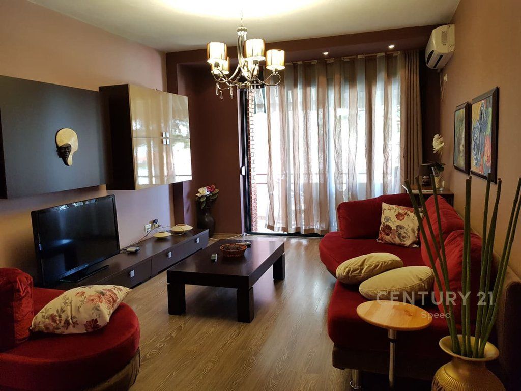 Appartamento 2+1 in affitto nella zona di Myslym Shyri