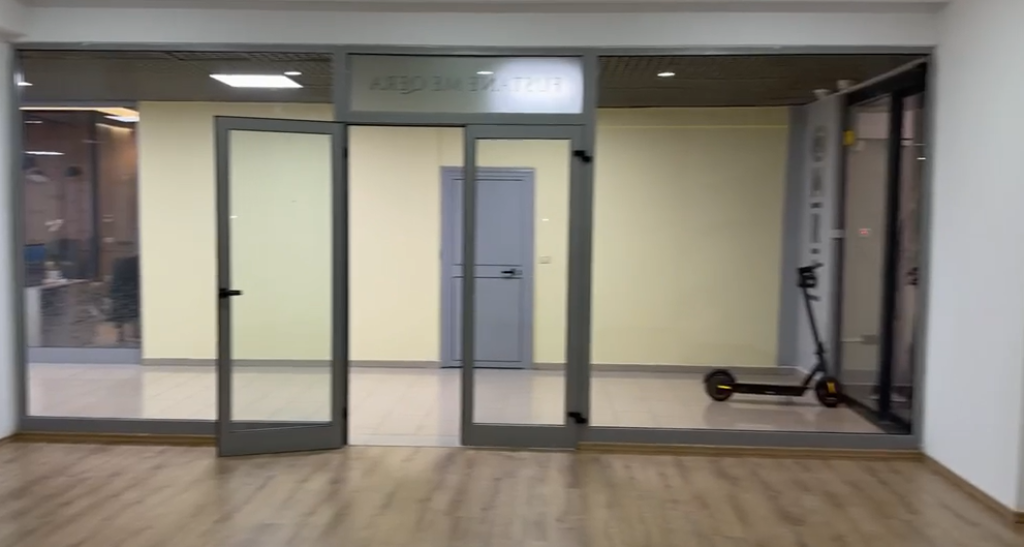 Affitto | Ambjent Biznesi | Rruga e Kavajës | 500 €/mese