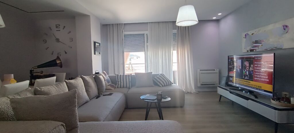 Apartment 3+1 + parking included for rent near TEG, at Sunrise Residence