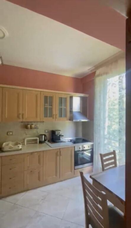 Qera | Apartament 1 + 1 | Rruga e Durrësit | 500 €/muaj