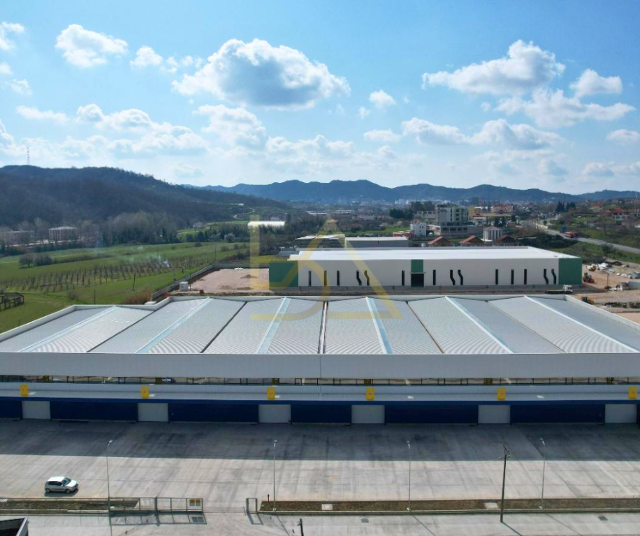 Complesso Industriale e Logistico in Vendita o Affitto – Prezë, Tirana