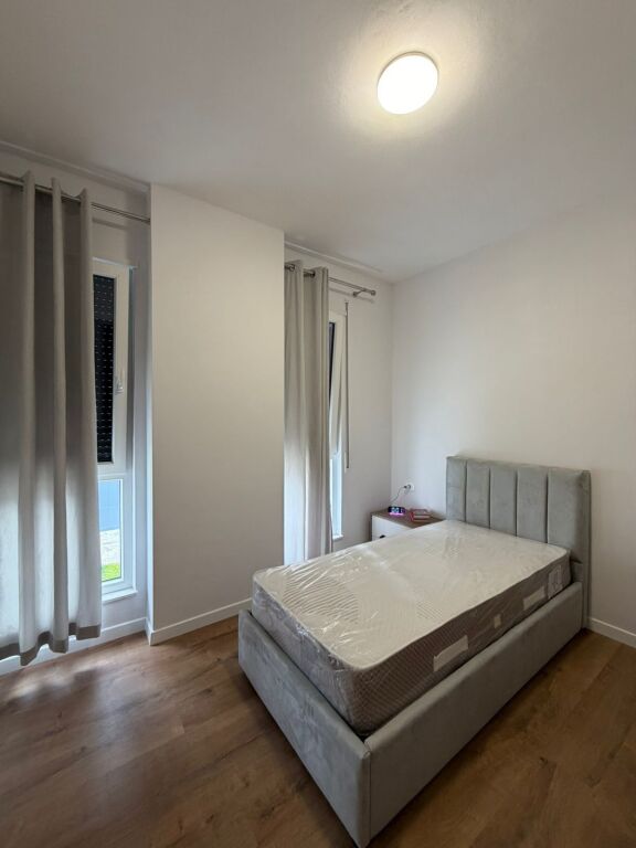 Affitto | Apartament 2 + 1 | Rruga 5 Maji | 600 €/mese