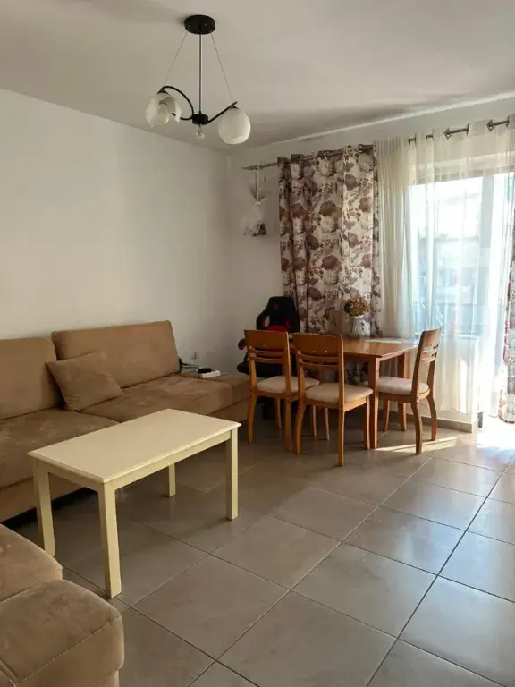 Rent | Apartament 2 + 1 | Zogu i Zi | 600 €/month