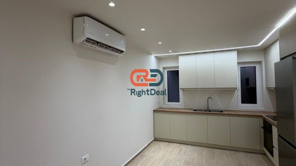 Ne Sarande, Prane Komisariatit Te Policise, Shitet Super Apartament 1+1 Me Lokacion Perfekt !!!
