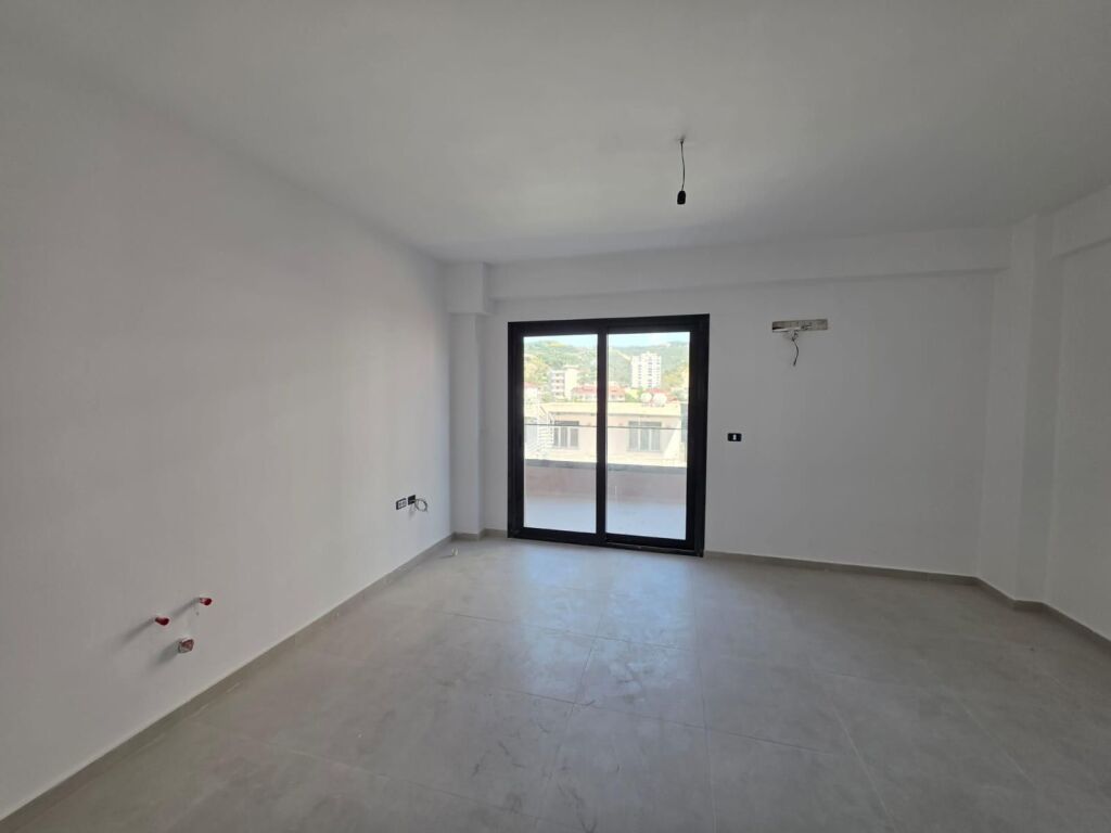 Appartamento 1+1 in vendita a Orikum 89.000€