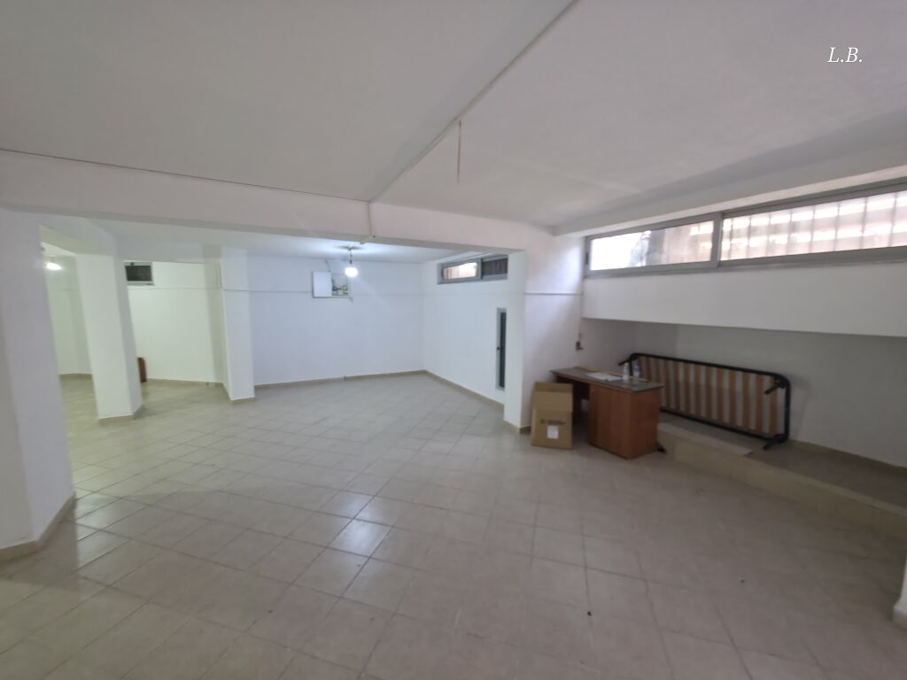 Shop for Rent near Mozaiku