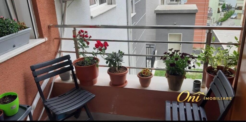 JEPET APARTAMENT ME QE QERA 2+1, KOPSHTI BOTANIK