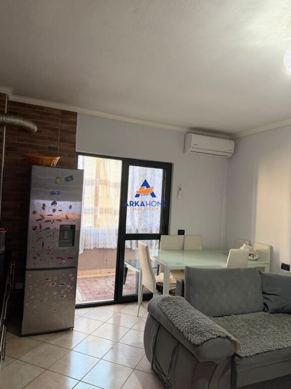 SHITET APARTAMENT 2+1 "DURRËS" 98.000 EURO