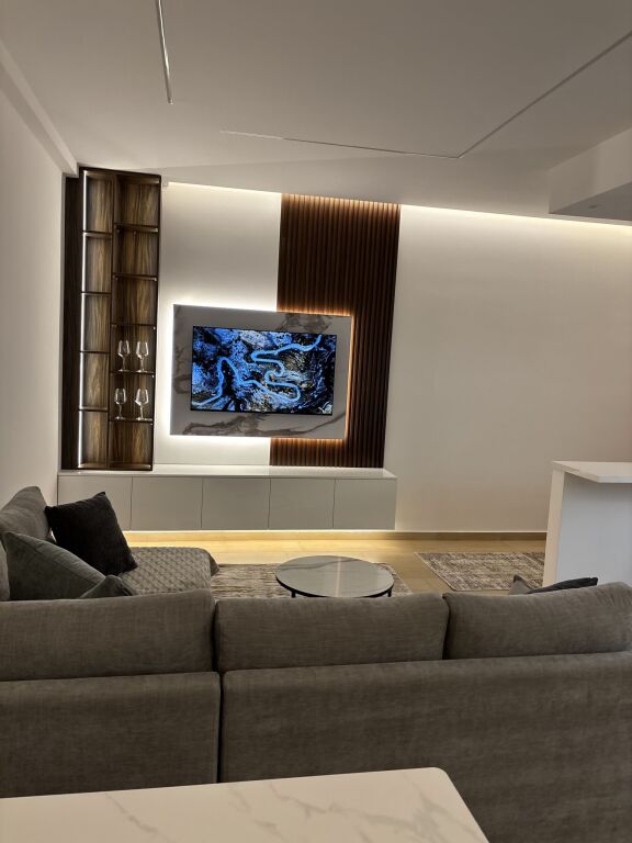 Qera | Apartament 1 + 1 | Liqeni i Thatë | 800 €/muaj