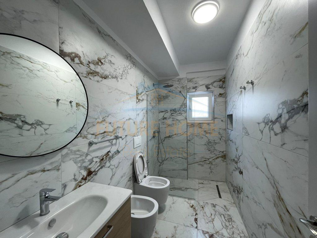 For rent Apartment 2+1+3 Balconies, Near Market, Durres
