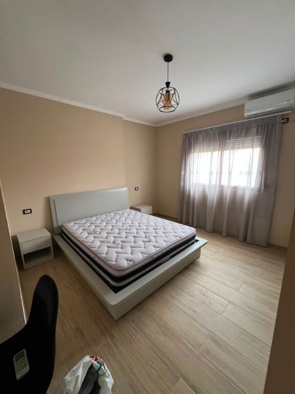 Apartament 1+1 me Qira në Lagjen 12, pranë Markatës – Durrës