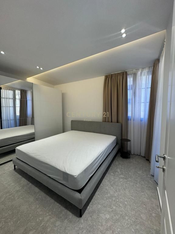 Apartament 2+1 per Qera Bllok!