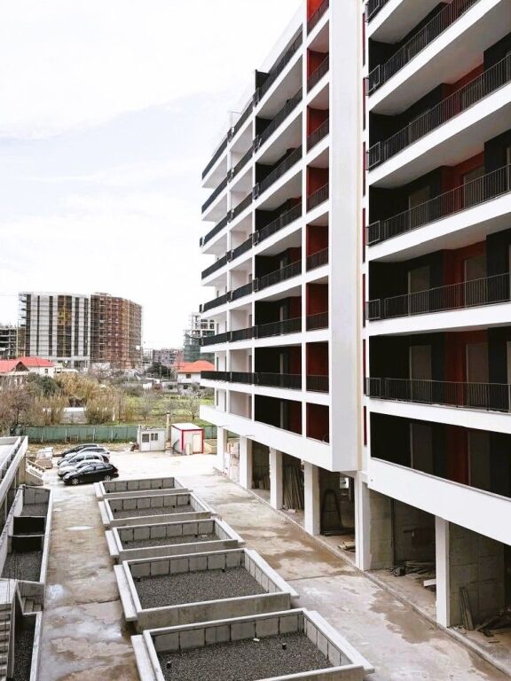 🏡 **OKAZION – Shitet Apartament 1+1 në Space City, Paskuqan!** 🔥