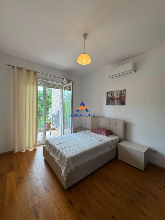 AFFITTASI APPARTAMENTO 2+1+3 BALCONI "SECRET GARDEN, TEG" 1200 EURO